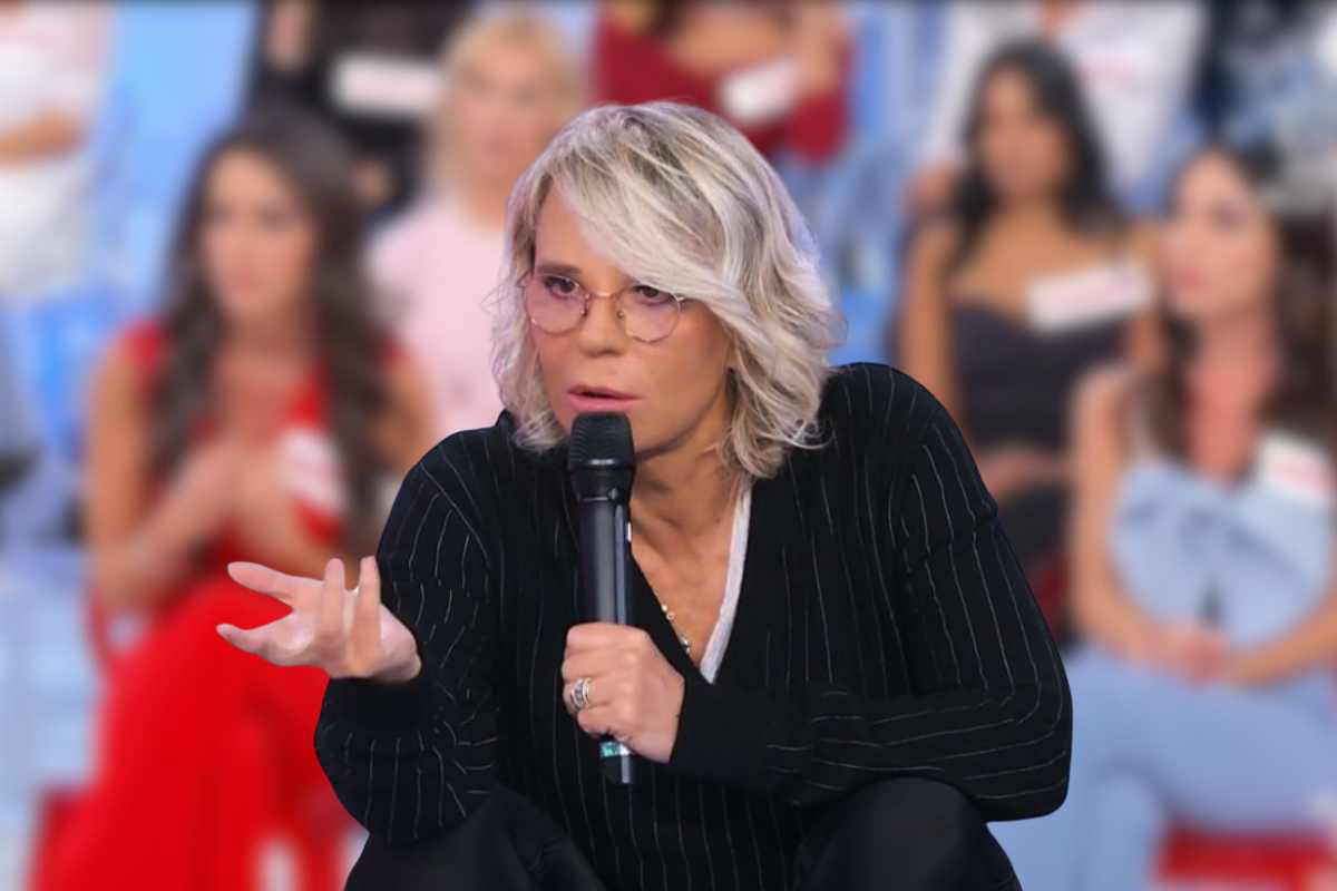 maria de filippi in studio a uomini e Donne